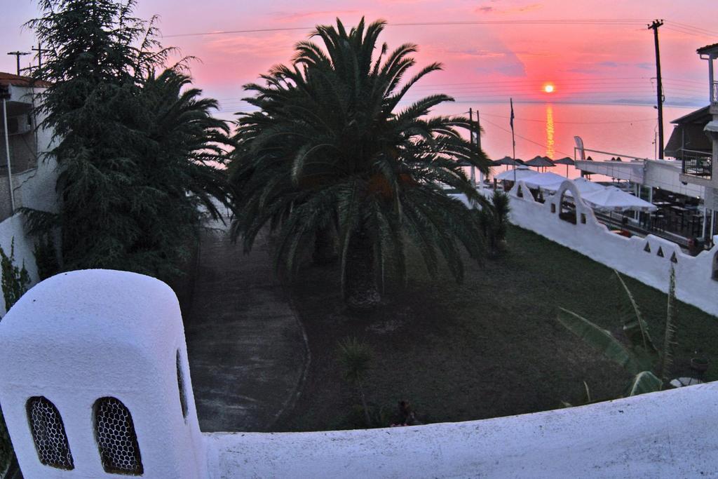 Villa Paradiso Néos Marmarás Zimmer foto