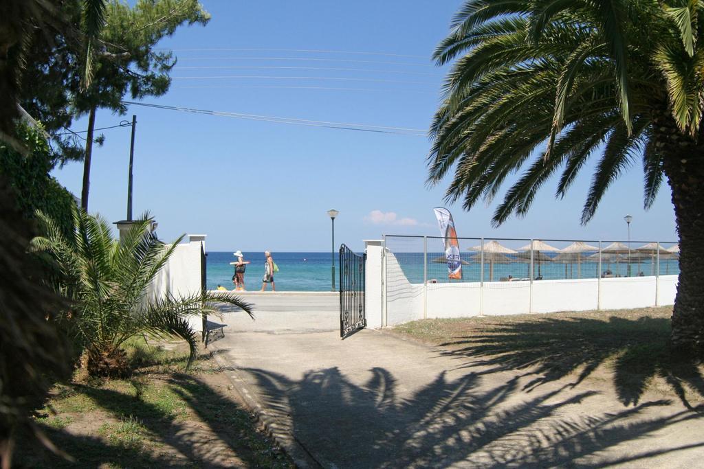 Villa Paradiso Néos Marmarás Zimmer foto